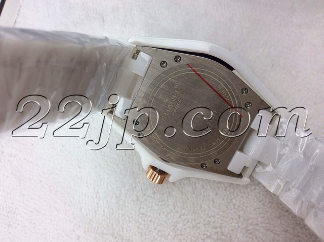 シャネル時計側面デザイン